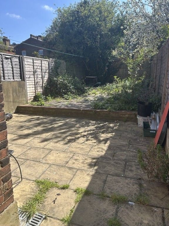 Property photo 3 of 7