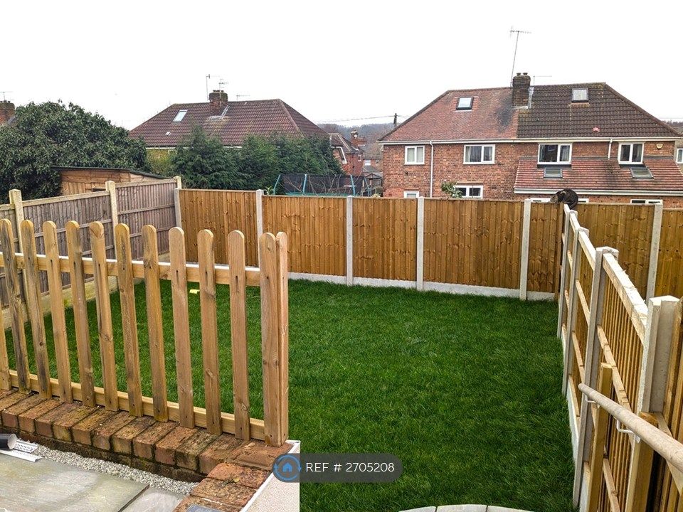 Property photo 3 of 12