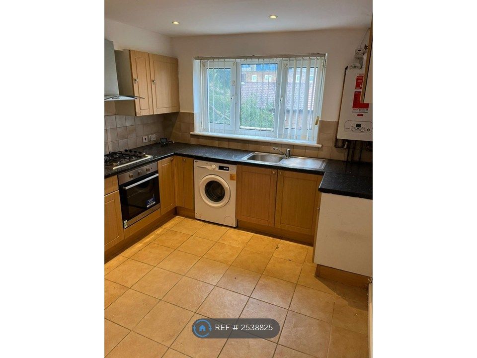 Property photo 1 of 24