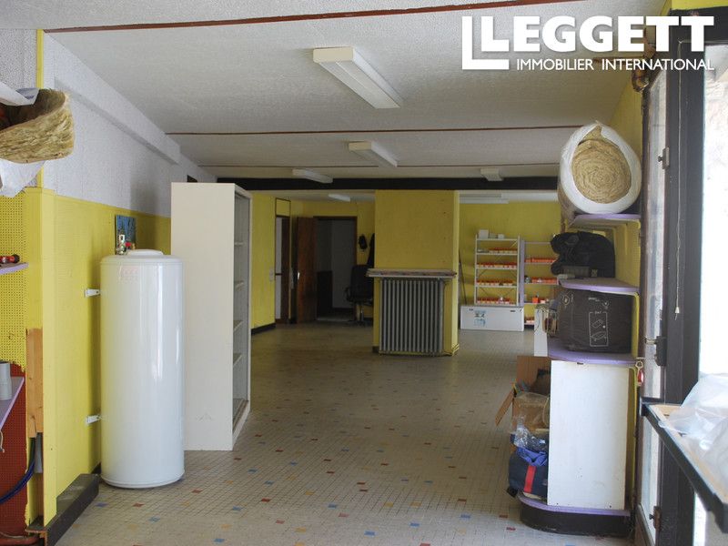 Property photo 3 of 10