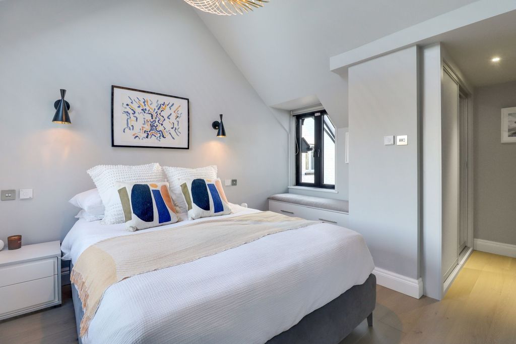 Additional image 16 of 4 bed semi-detached house for saleSummer Road, East Molesey KT8