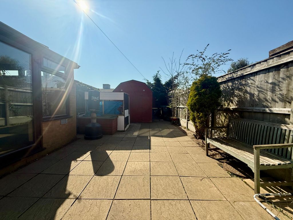 Property photo 3 of 9