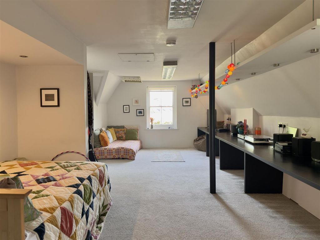 Additional image 29 of 5 bed semi-detached house for saleVictoria Road, Penarth CF64