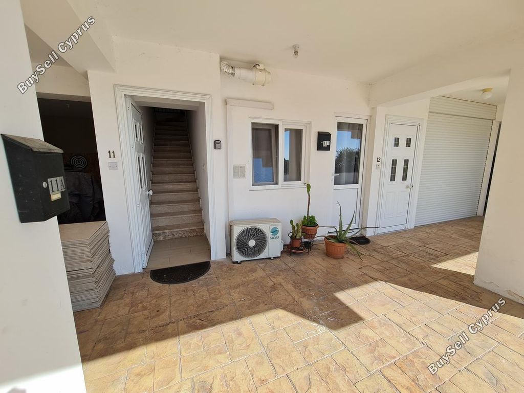 Property photo 2 of 42