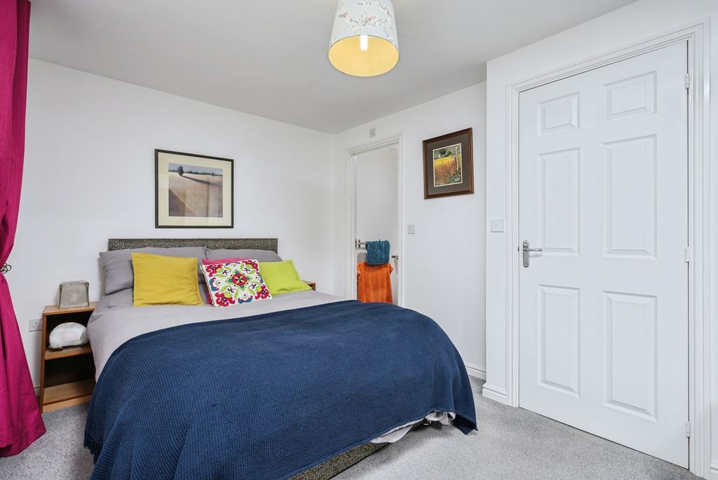 Property photo 2 of 23 Pbox-Img.Jpg