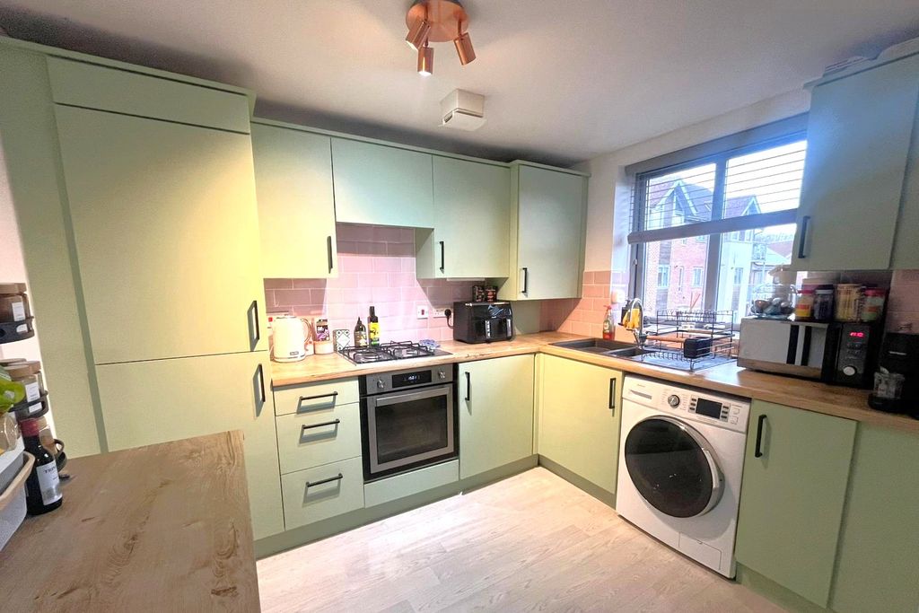 Property photo 3 of 10 Picture No. 09