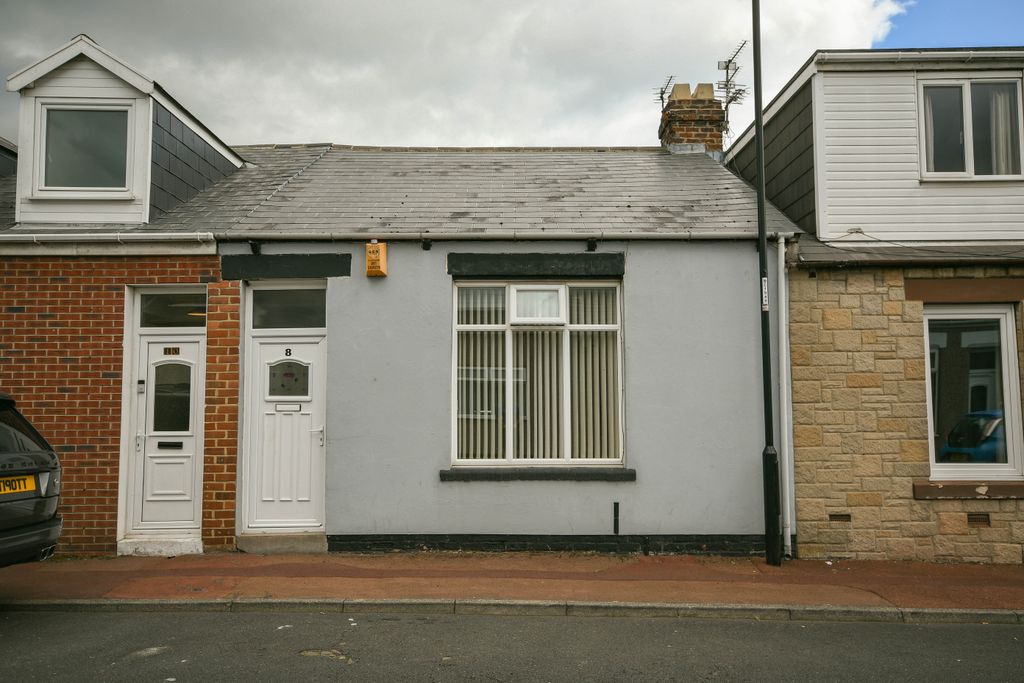 Property photo 1 of 16 Exterior