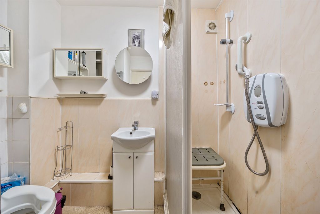 Property photo 3 of 9 Shower Room