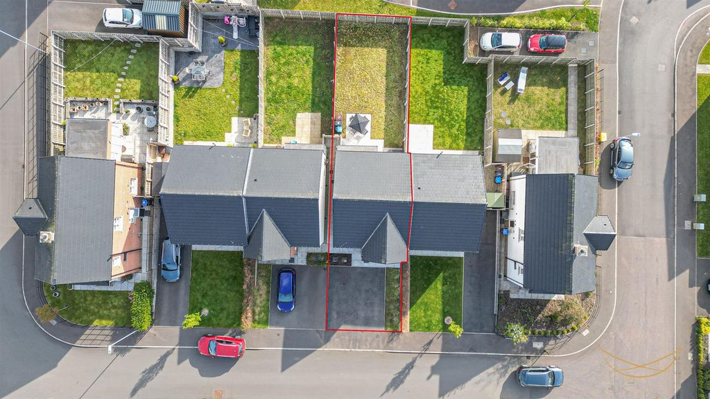 Property photo 3 of 44 Dhp-11.Jpg