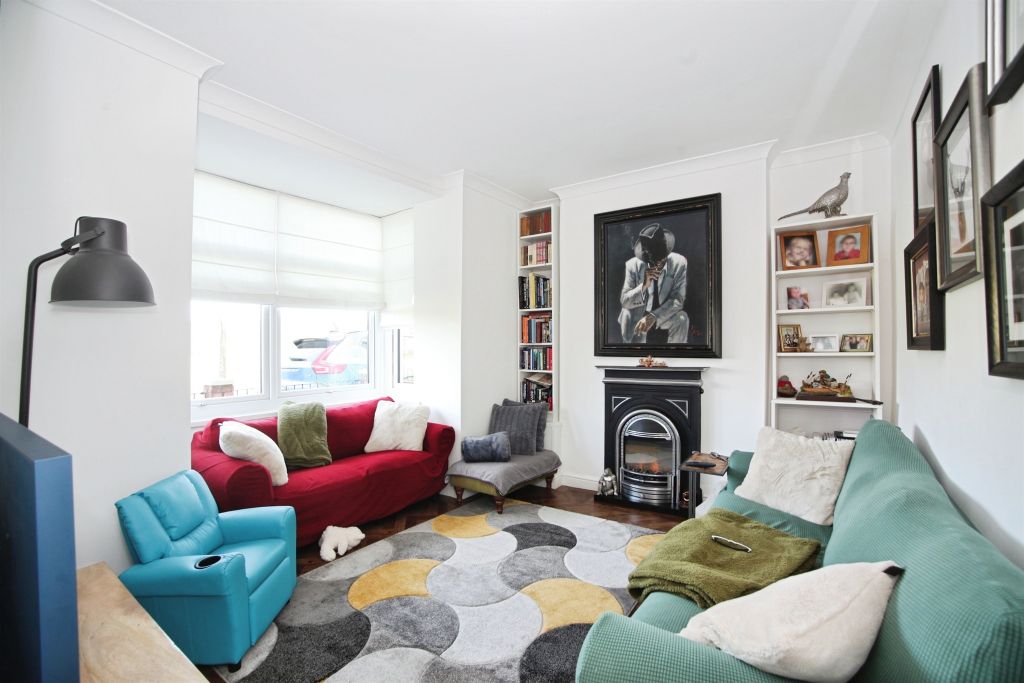 Property photo 2 of 20