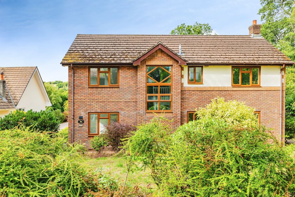 Property photo 1 of 32