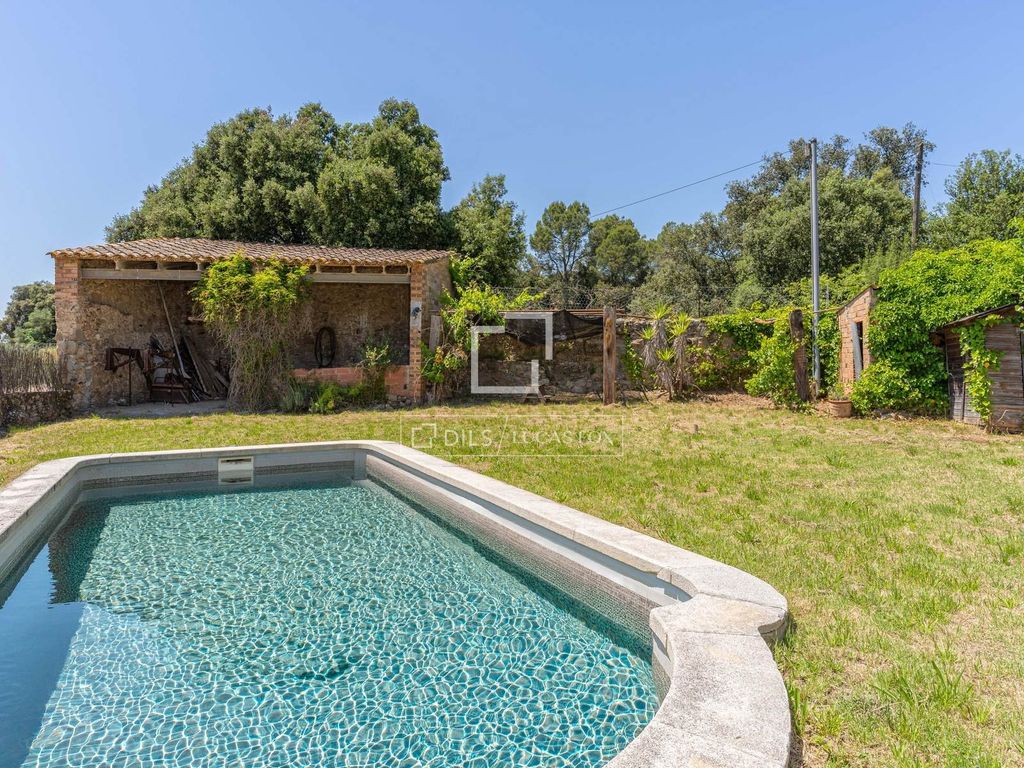 Property photo 2 of 45