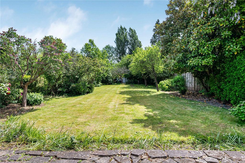 Property photo 2 of 28 Picture No. 05