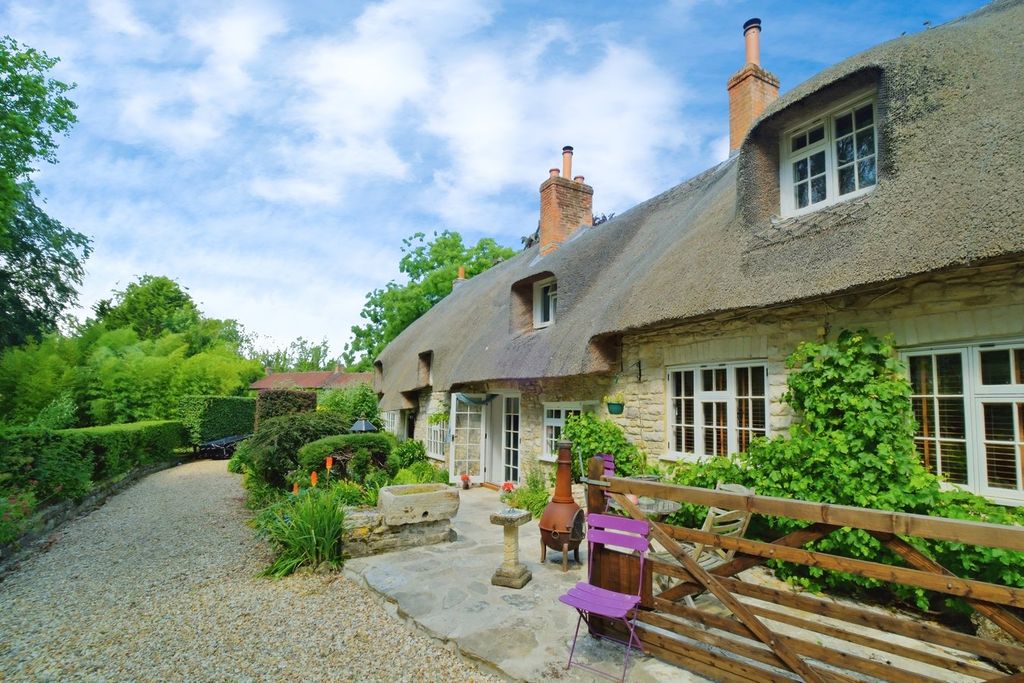 Property photo 1 of 31