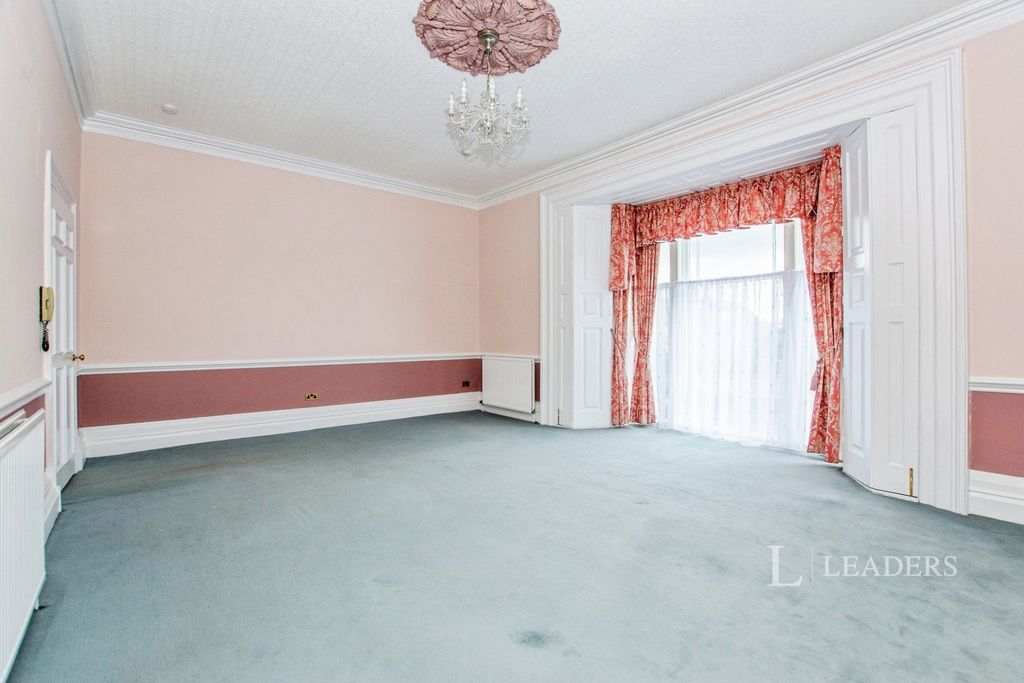 Property photo 2 of 7 Pbox-Img.Jpg