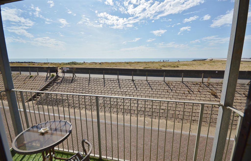 Property photo 2 of 13 Balcony