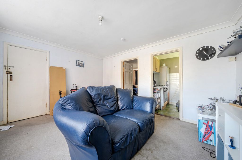 Property photo 3 of 18 1521541-24-6Aad14...
