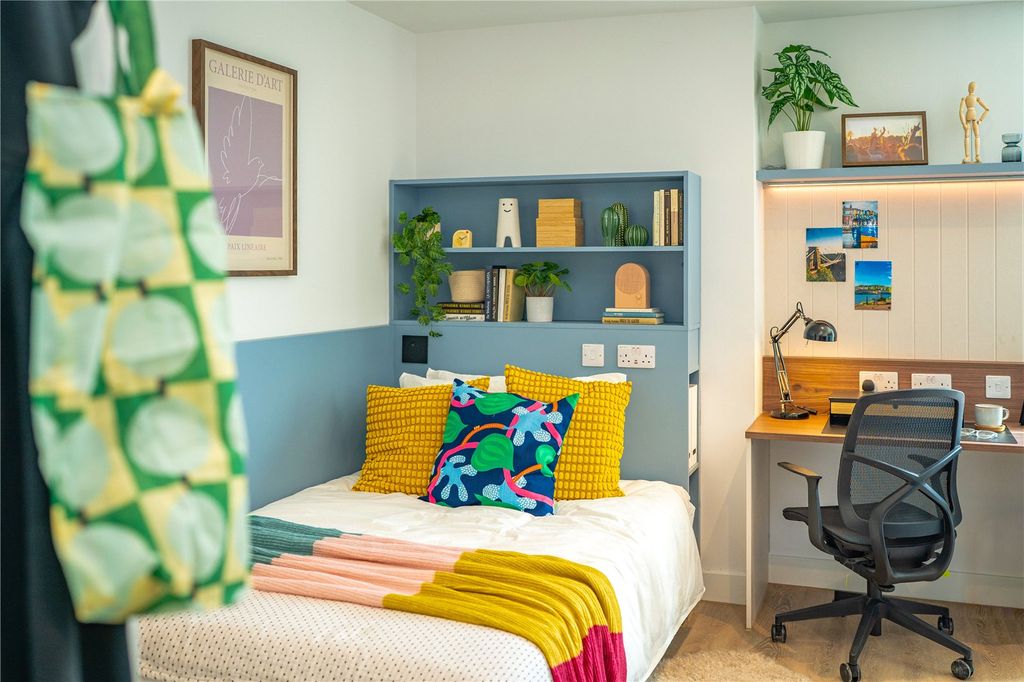 Property photo 2 of 4 Picture No. 01