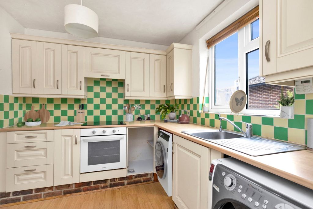 Property photo 2 of 15