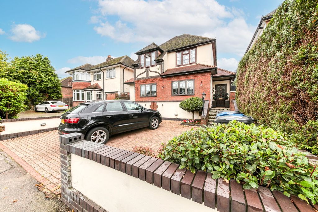 Property photo 1 of 15