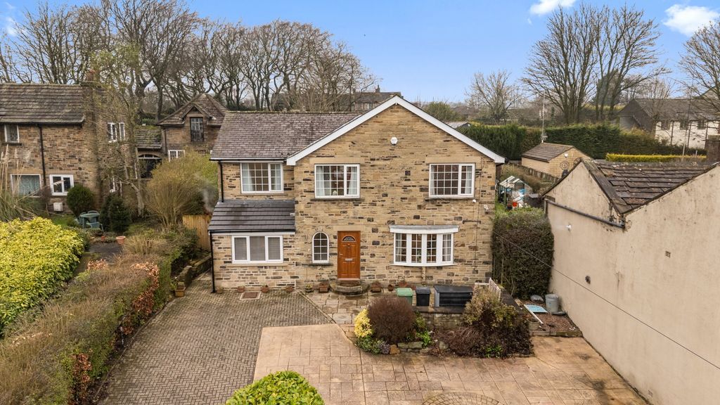 Property photo 1 of 24