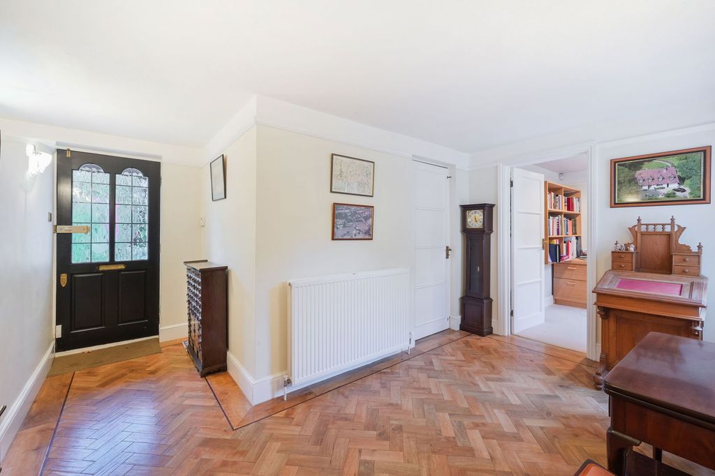 Property photo 3 of 22