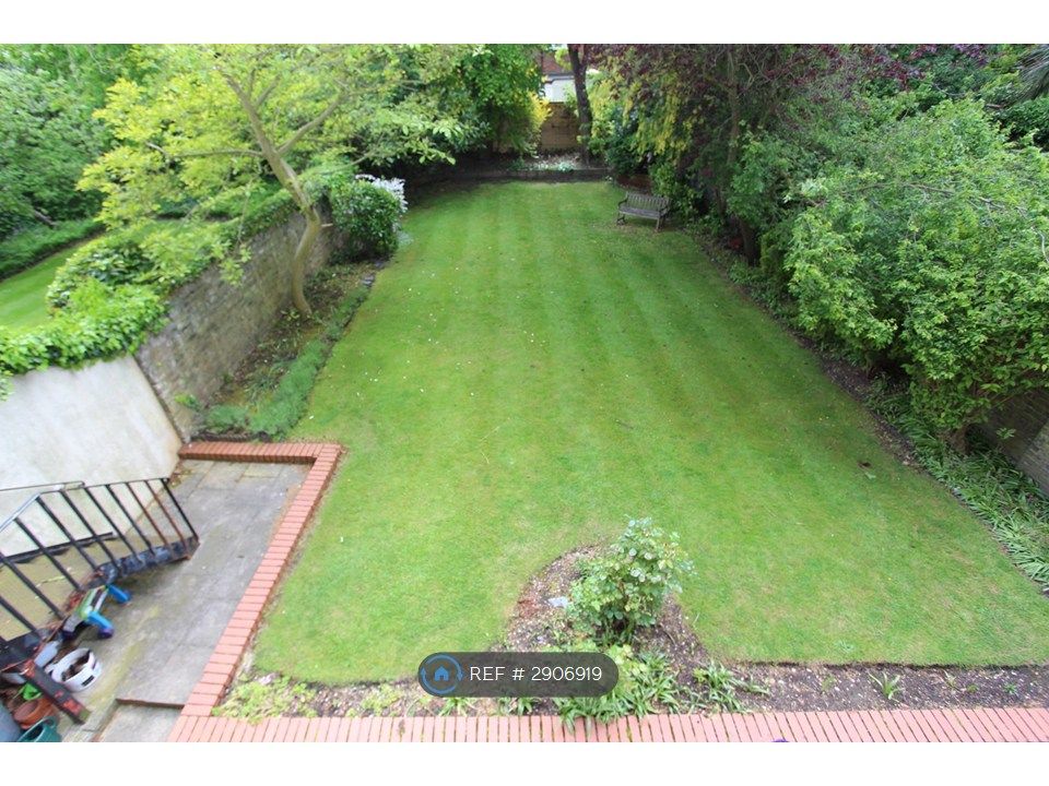 Property photo 3 of 23