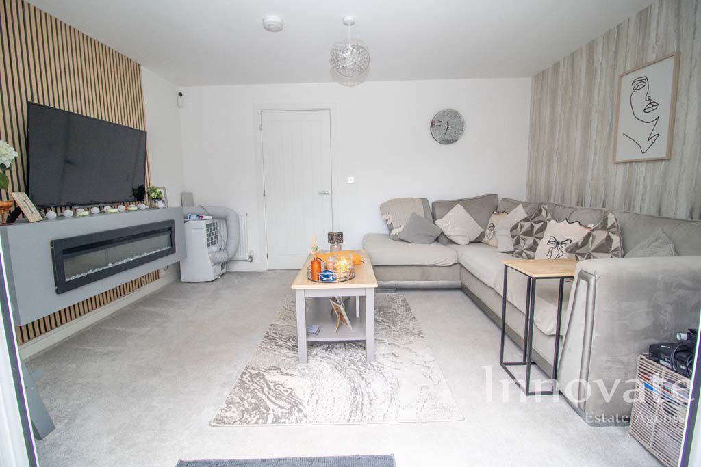 Property photo 3 of 13 Photo 2