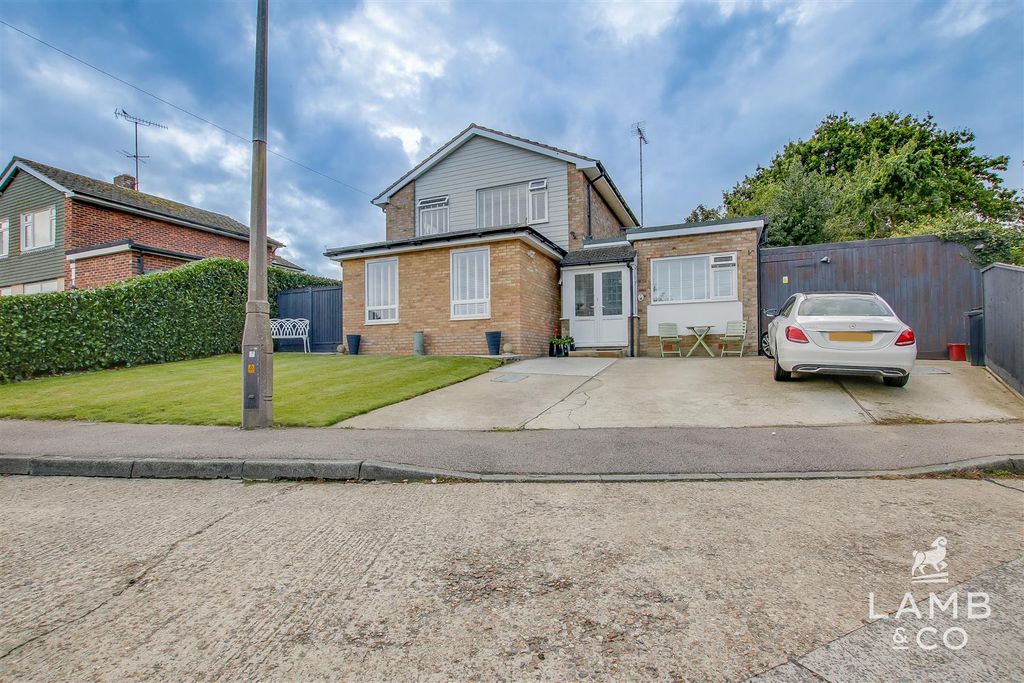 Property photo 1 of 19