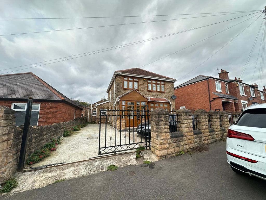 Property photo 1 of 23