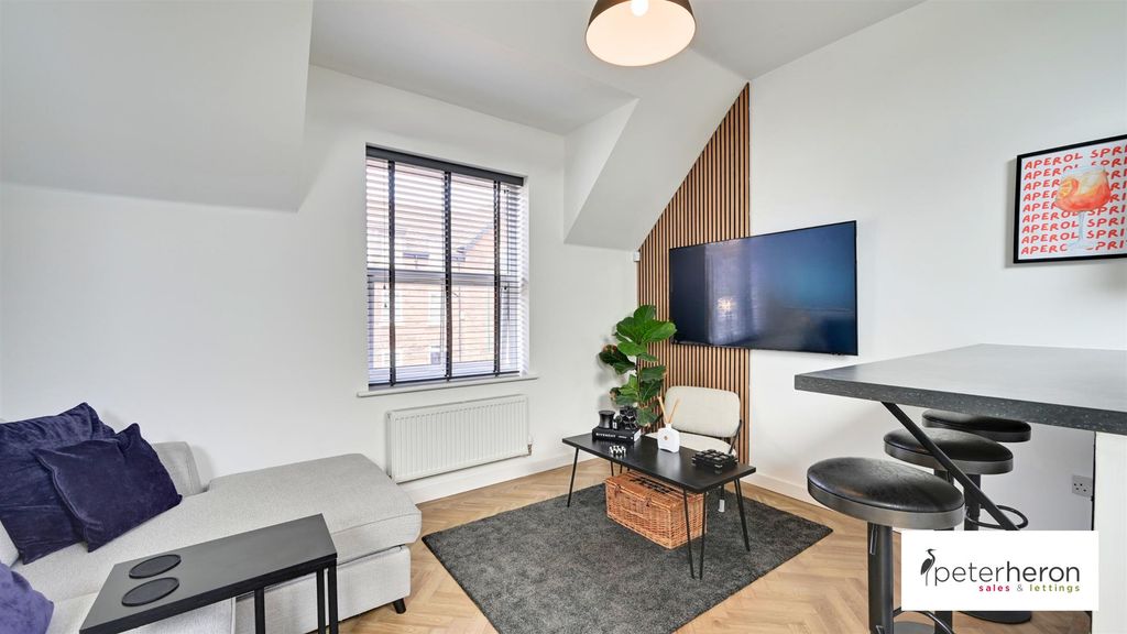 Property photo 3 of 21 Open Plan Lounge And Kitchen