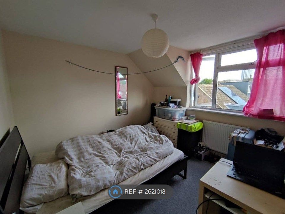 Property photo 3 of 9