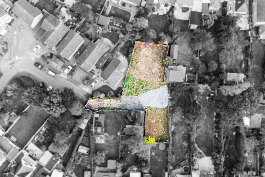 Property photo 1 of 5