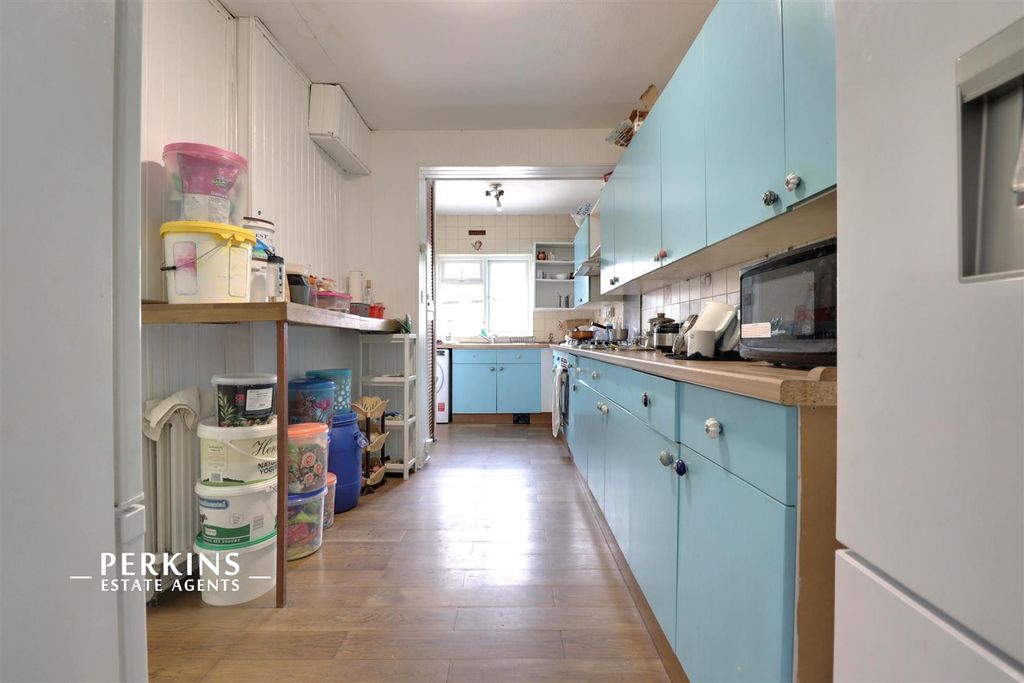 Property photo 2 of 12 Kitchen.Jpg