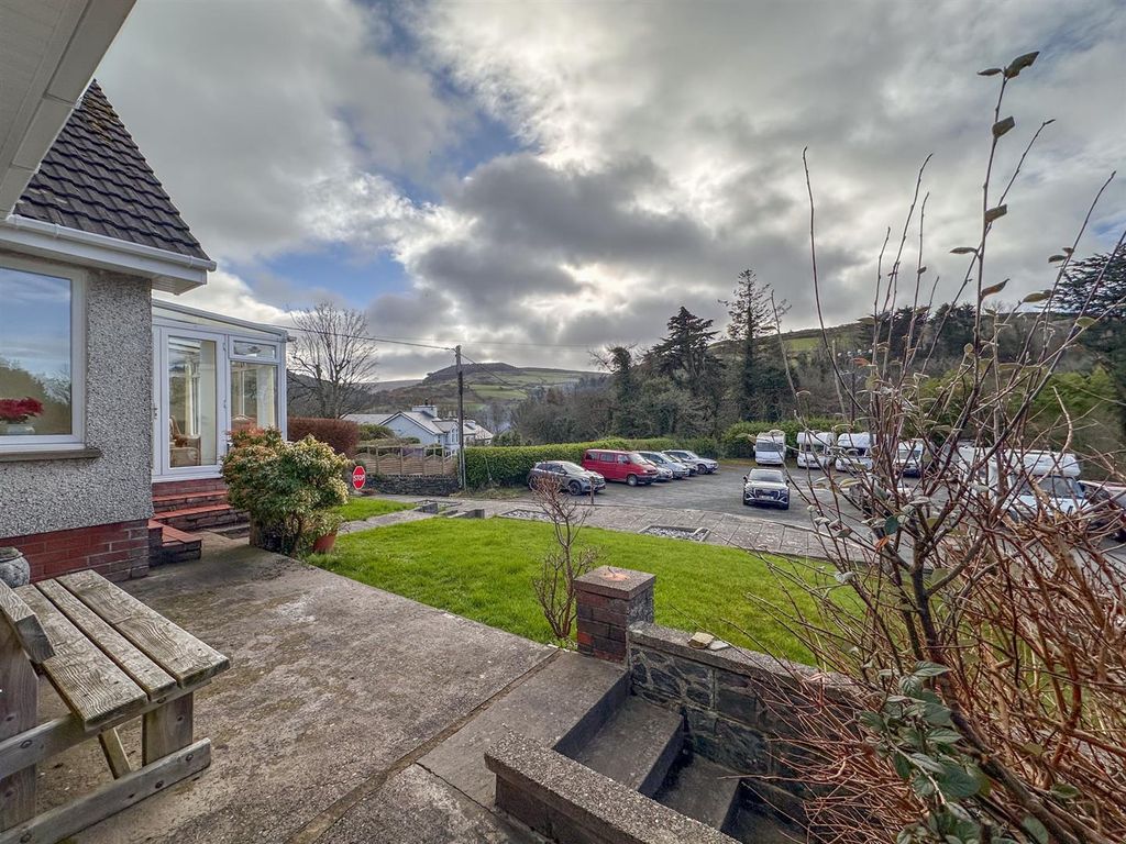 Property photo 3 of 31 1 Glen Close (39).Jpg