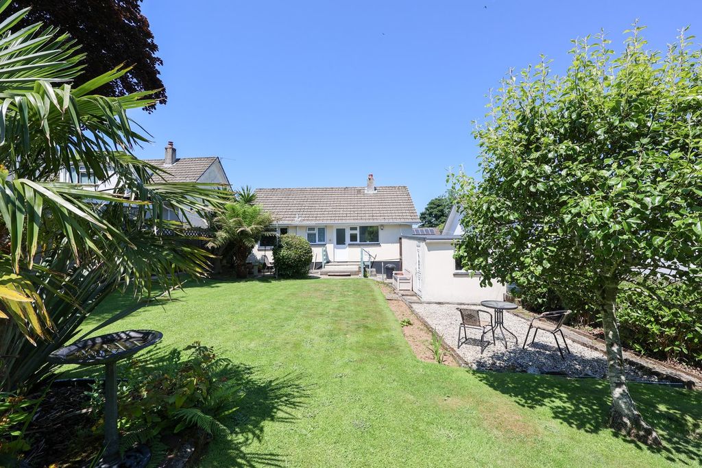 Property photo 2 of 15