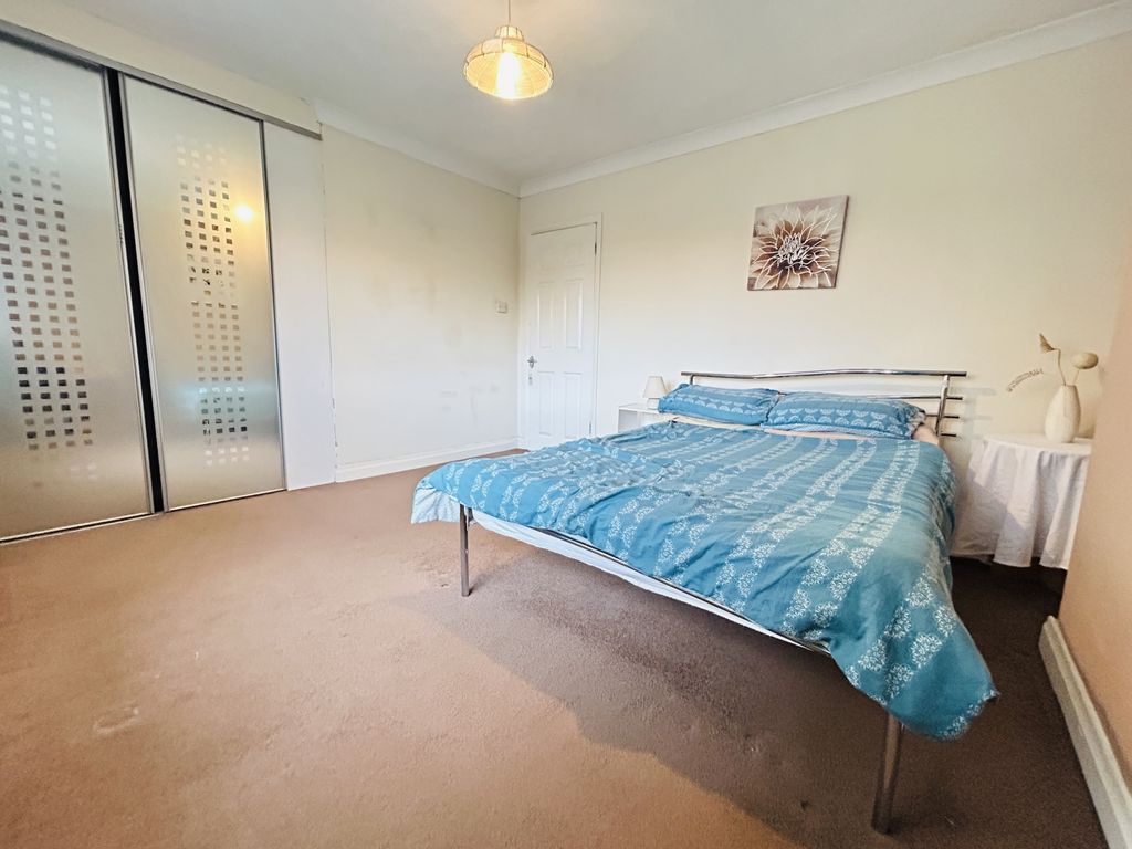 Property photo 3 of 11 Img_9894