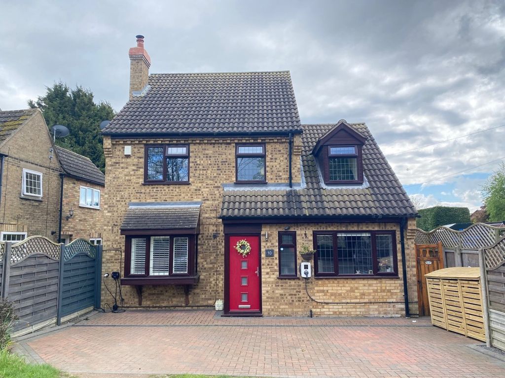 Property photo 1 of 18