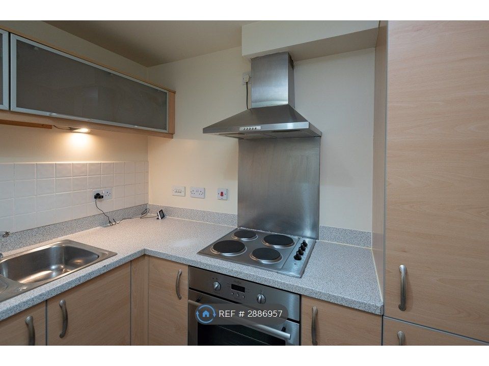 Property photo 2 of 20 Kitchen Photo #2