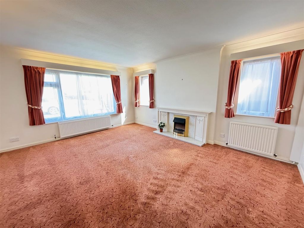 Property photo 2 of 16 3.Jpg