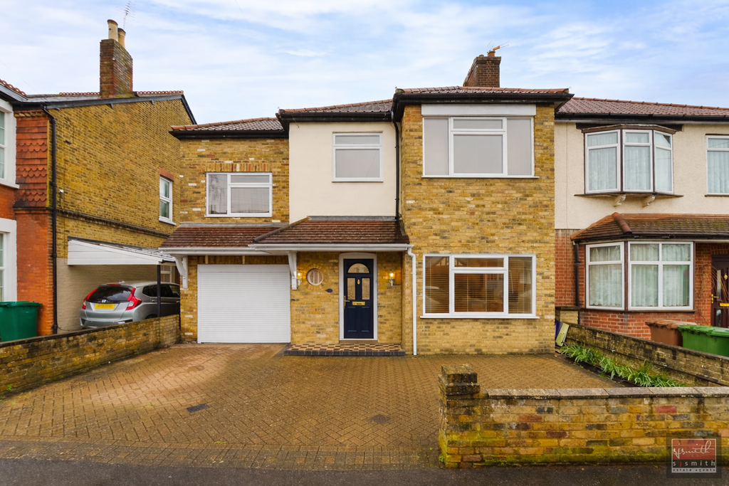 Property photo 1 of 18 31383A83-537C-4C24-BA63-9Ad63F7F41C8