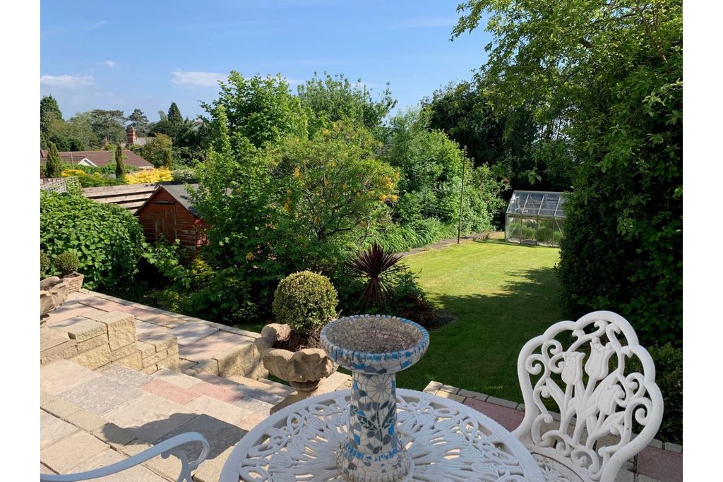 Property photo 1 of 24