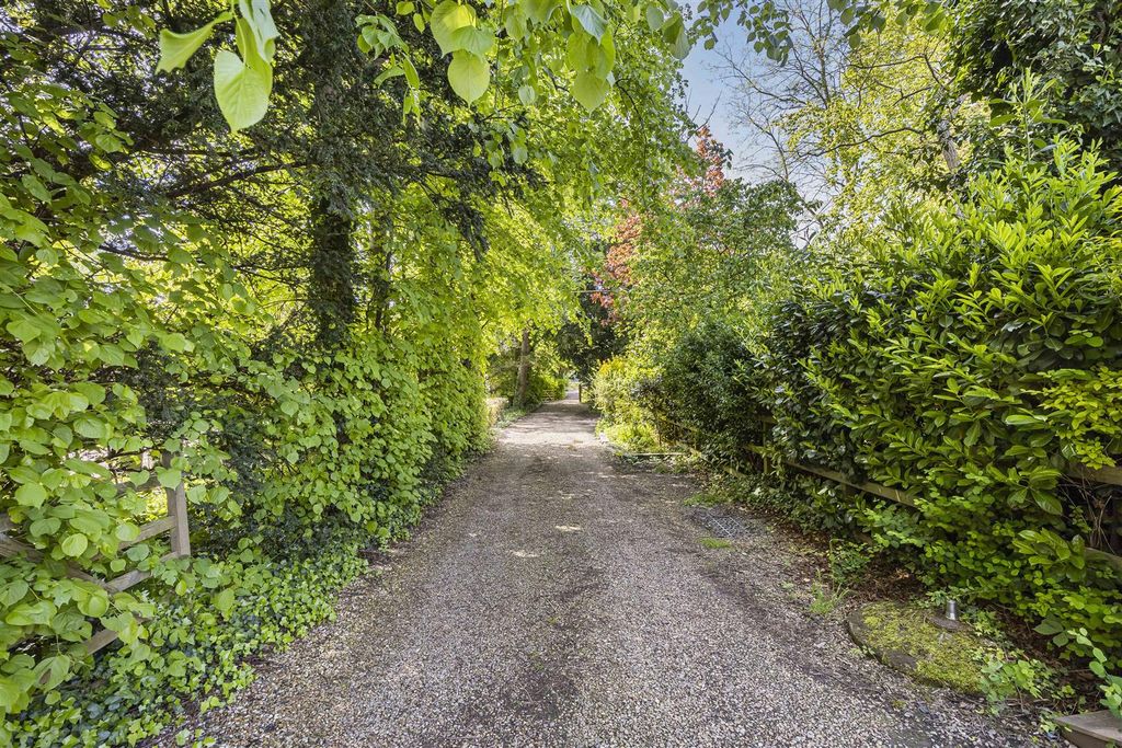 Property photo 2 of 28 34_31126.Jpg