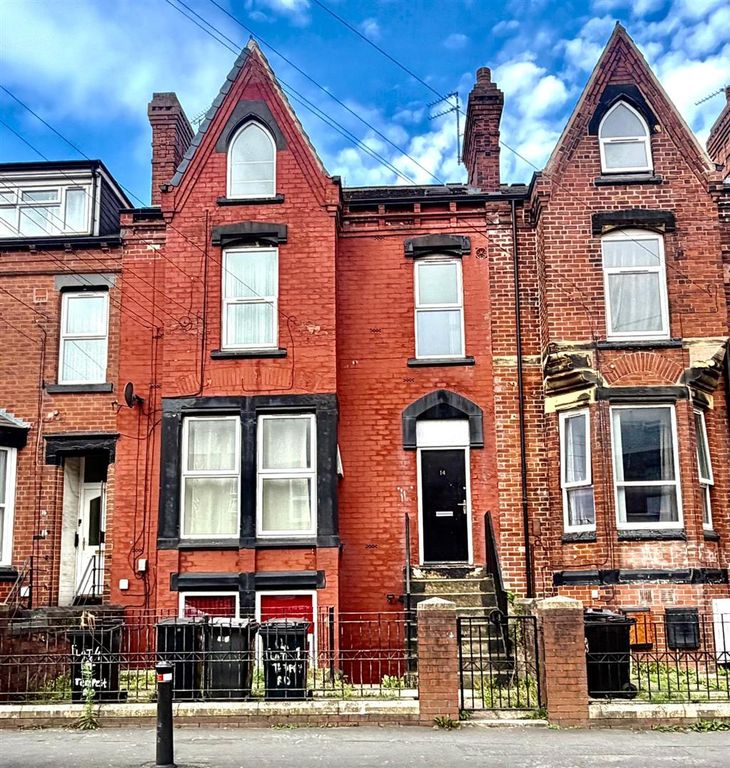 Property photo 1 of 10