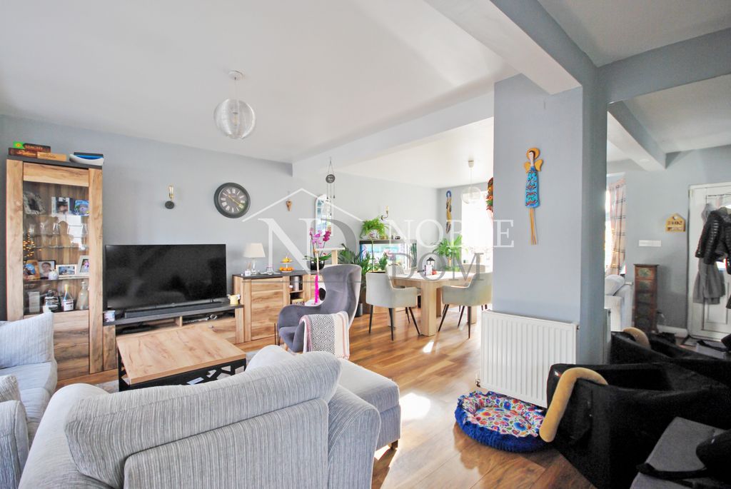 Property photo 2 of 15 Gallery