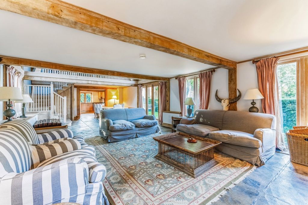 Property photo 3 of 22 4