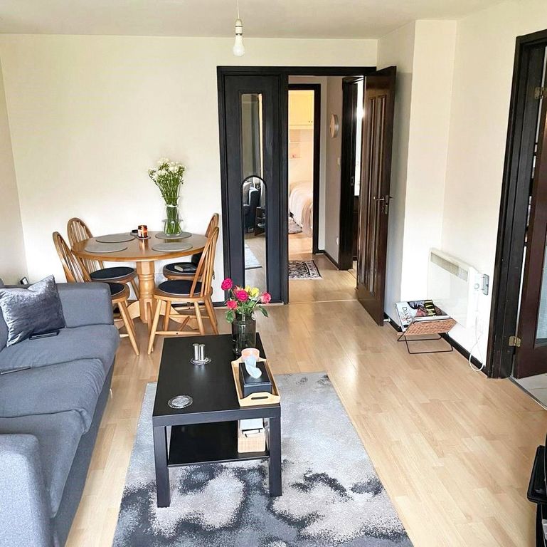 Property photo 3 of 6 Picture No. 04