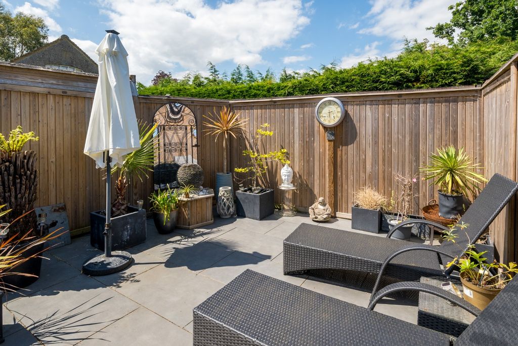 Property photo 2 of 16 3321444