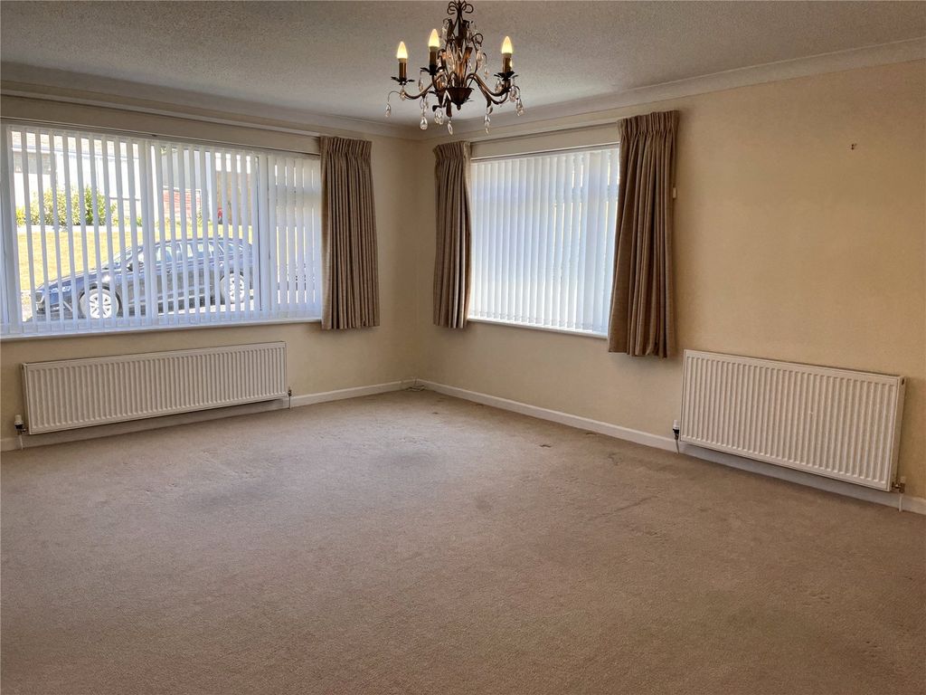 Property photo 2 of 16 Picture No. 38