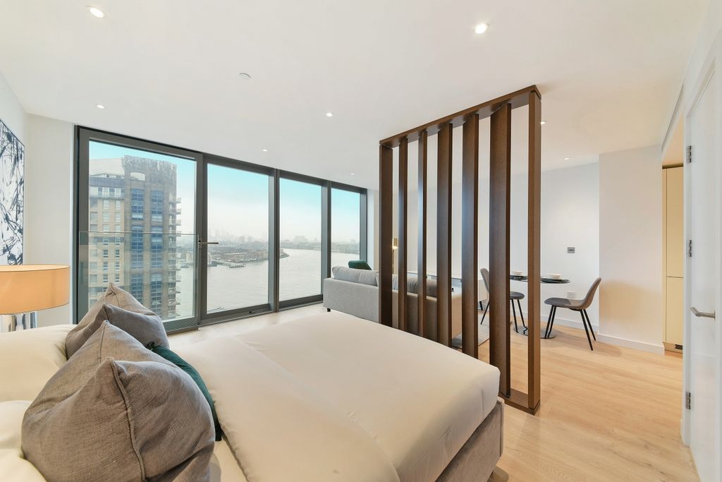 Property photo 1 of 6 Sleeping Area